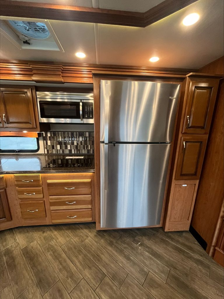 2019 Fleetwood DISCOVERY 38K  photo
