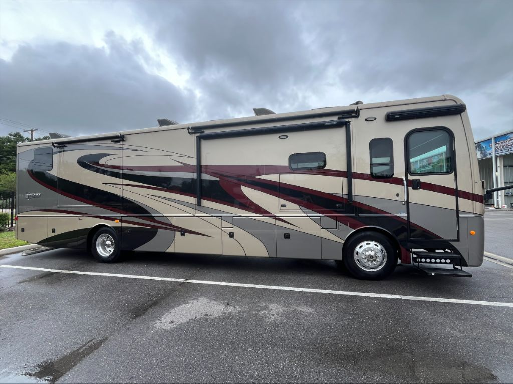 2019 Fleetwood DISCOVERY 38K  photo