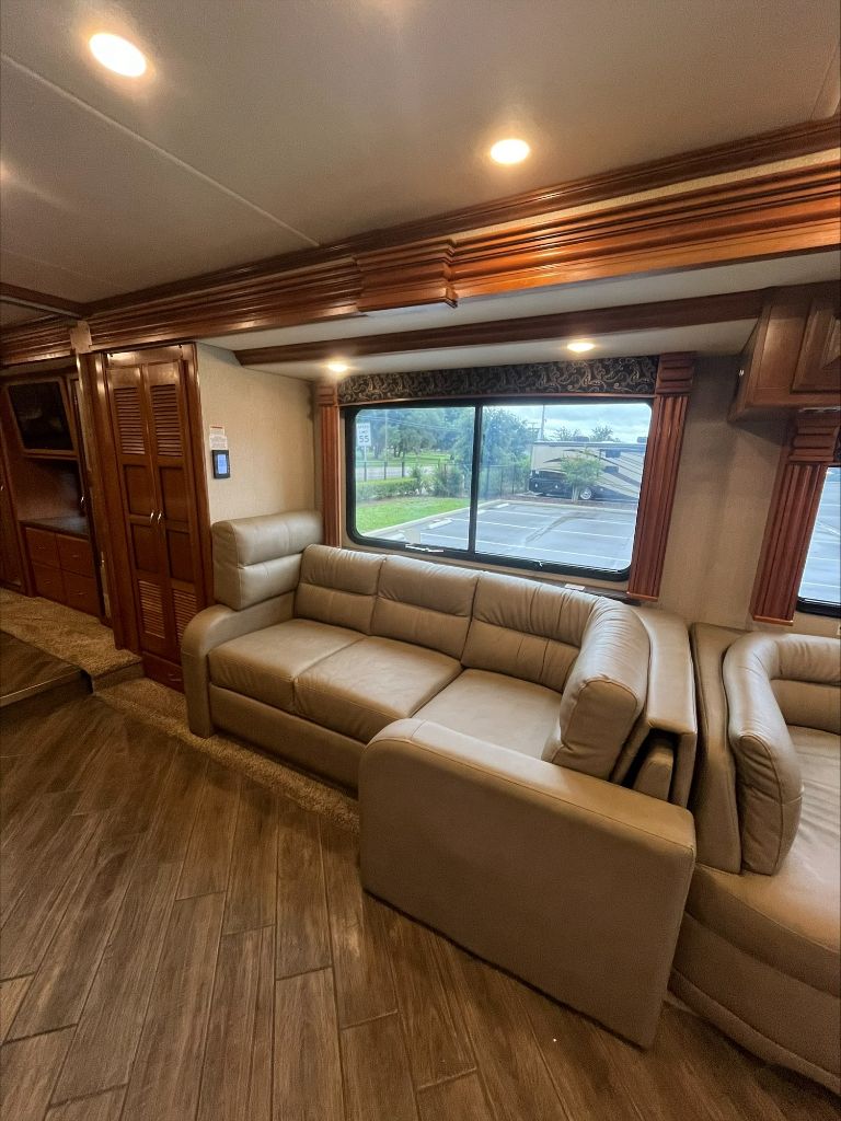 2019 Fleetwood DISCOVERY 38K  photo