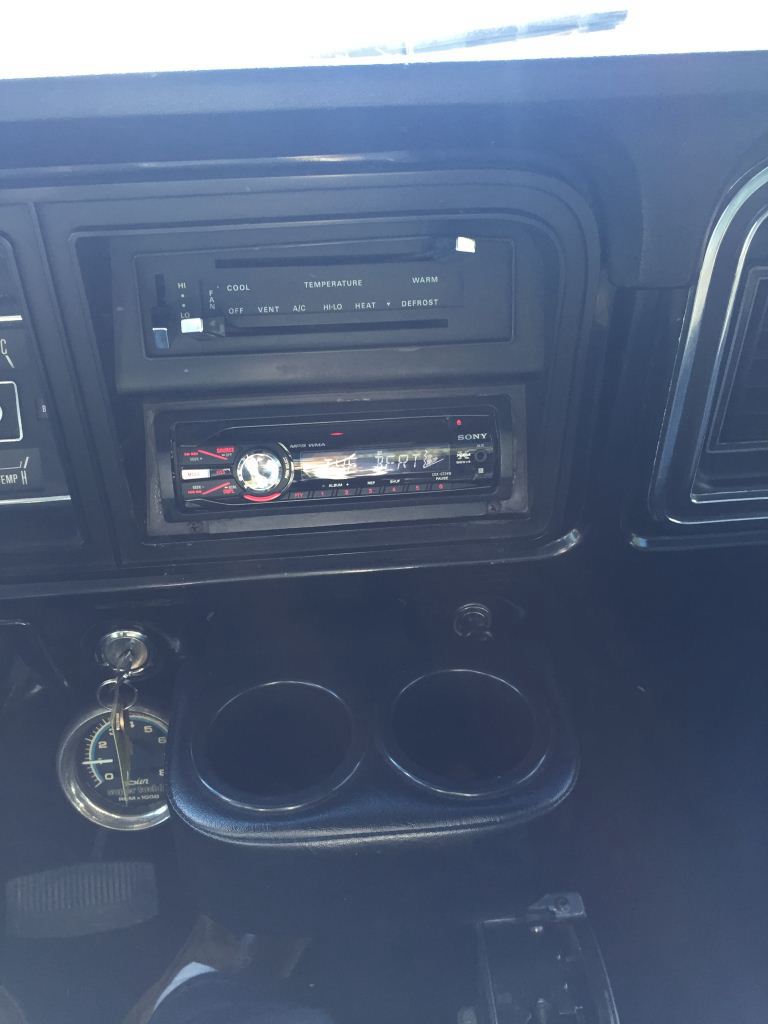 1976 Ford F100 - $11,500