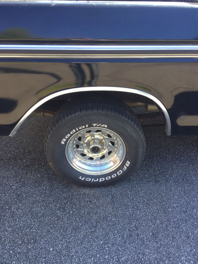 1976 Ford F100 - $11,500