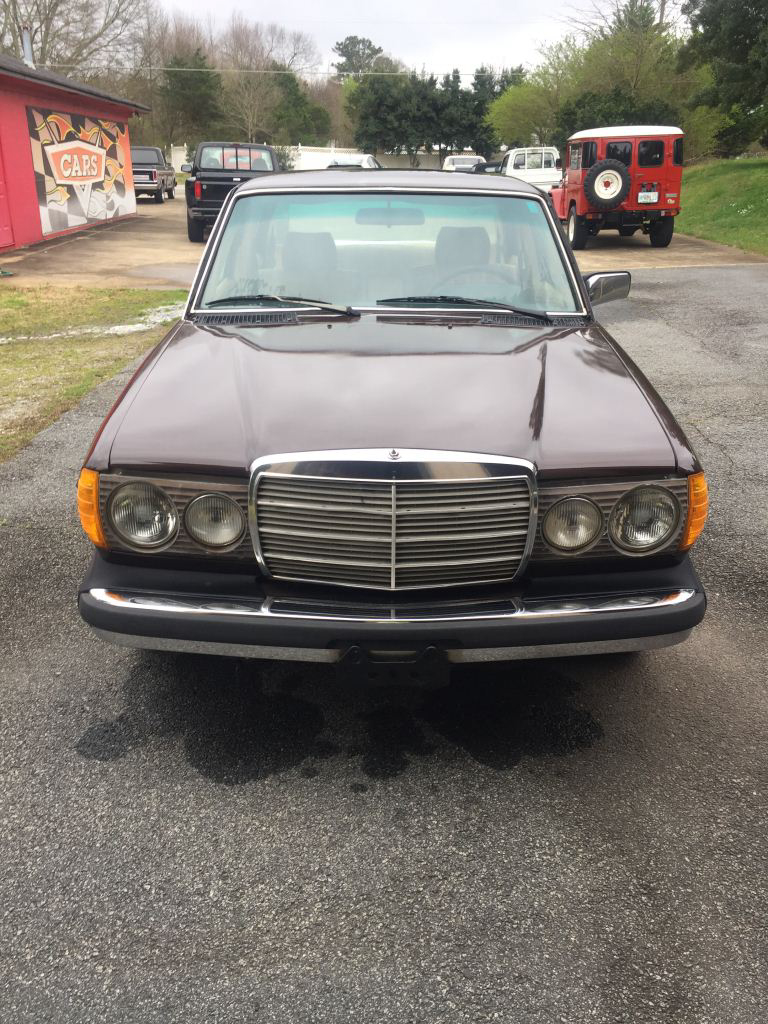 1980 Mercedes-Benz 240 Series - $4,500