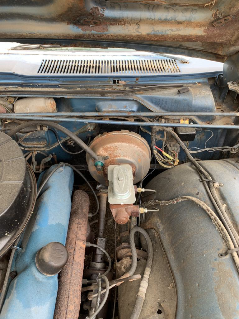 1967 Chrysler Newport - $3,975