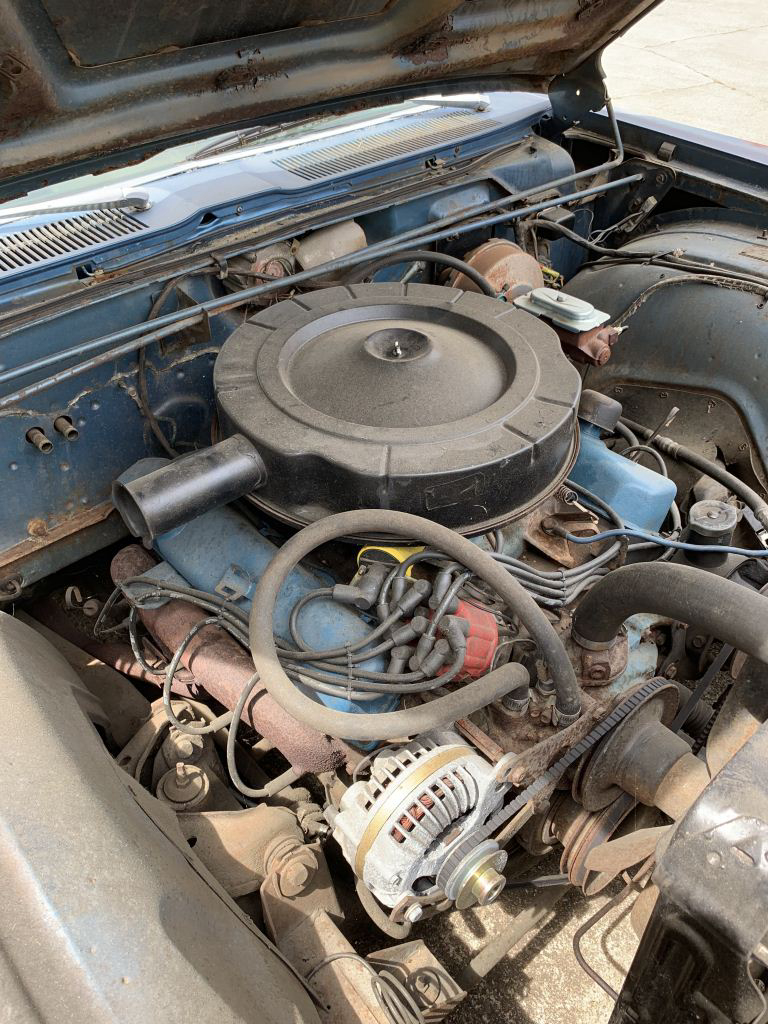 1967 Chrysler Newport - $3,975