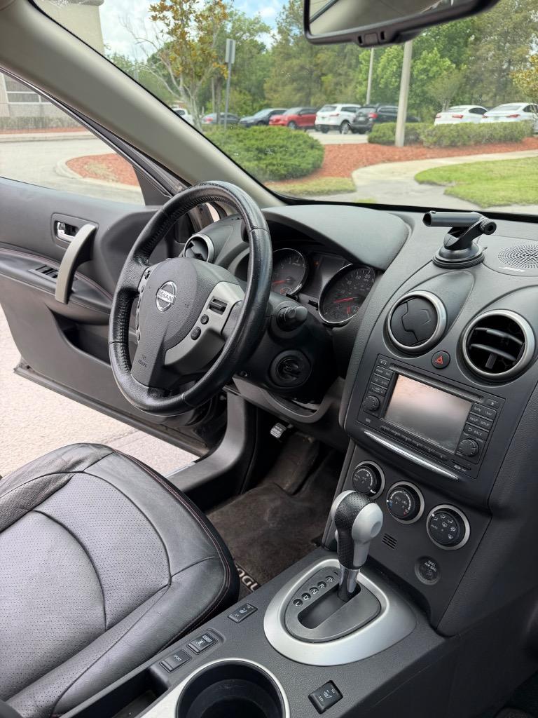 2013 Nissan Rogue - $7,995