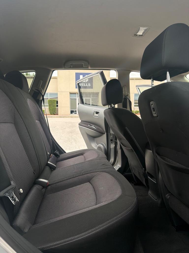 2012 Nissan Rogue - $5,995