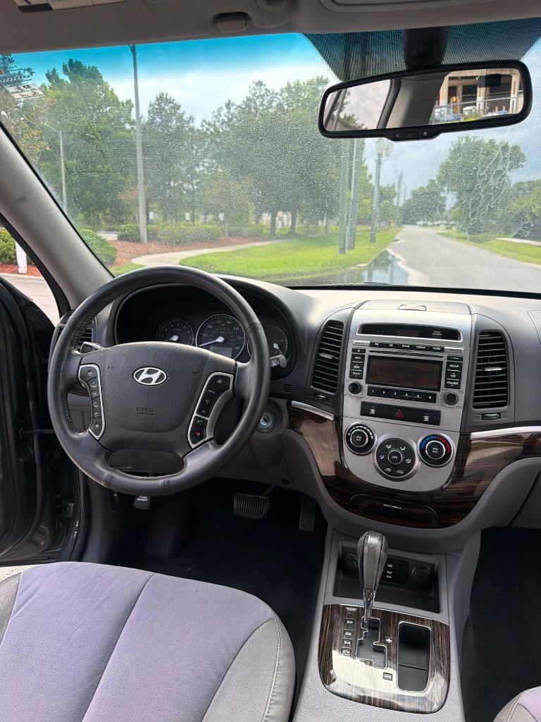2010 Hyundai Santa Fe - $8,995