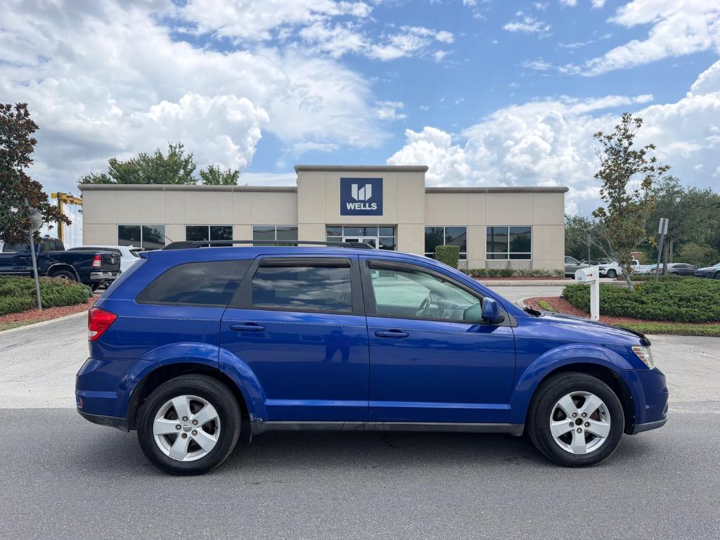 2012 Dodge Journey - $9,995