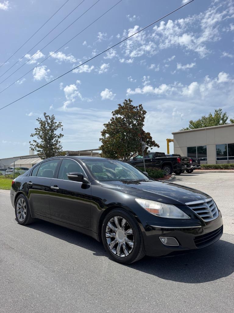 2011 Hyundai Genesis - $8,995