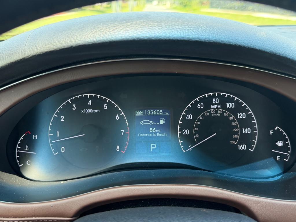 2011 Hyundai Genesis - $8,995