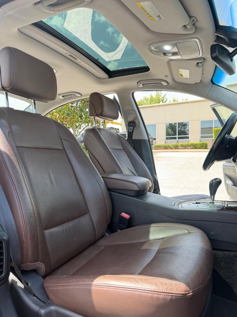 2011 Hyundai Genesis - $8,995