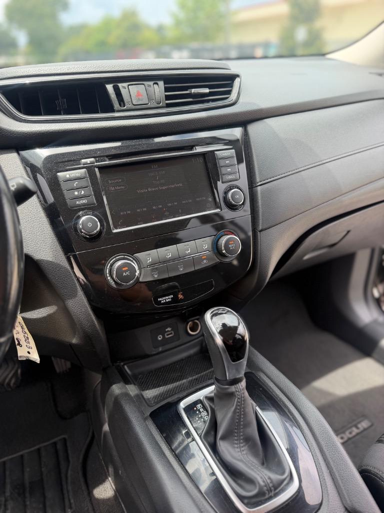 2019 Nissan Rogue - $13,995