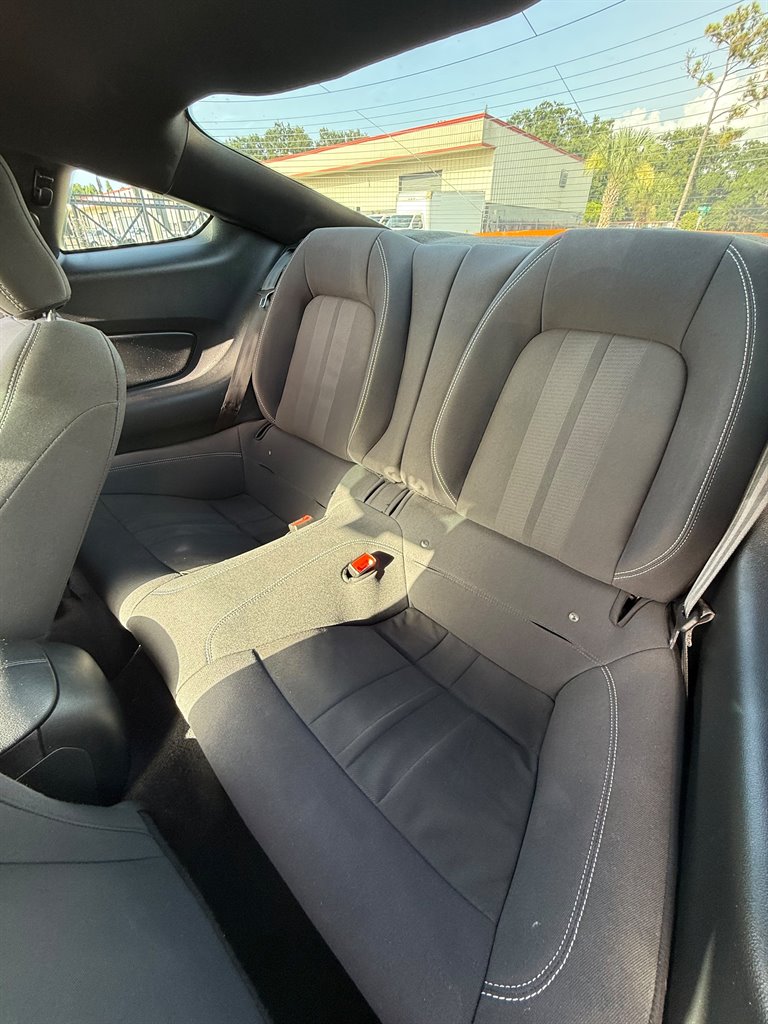 2020 Ford Mustang - $24,995
