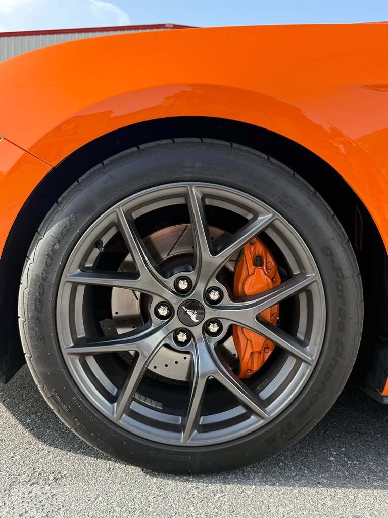2020 Ford Mustang - $24,995