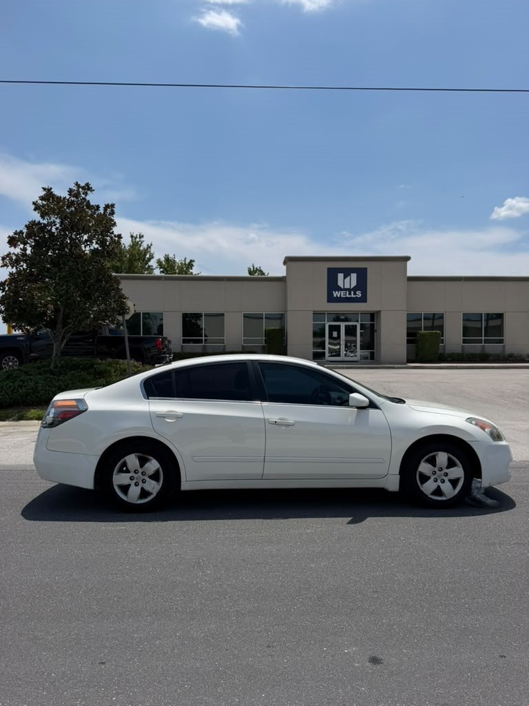 2008 Nissan Altima - $4,995