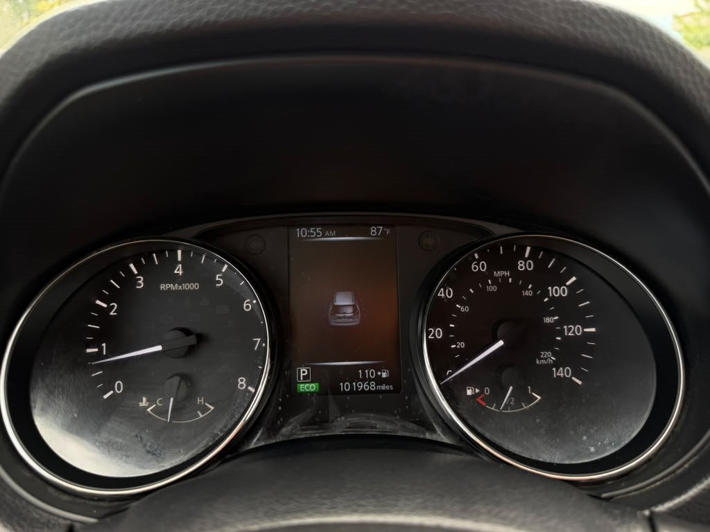 2017 Nissan Rogue - $8,375