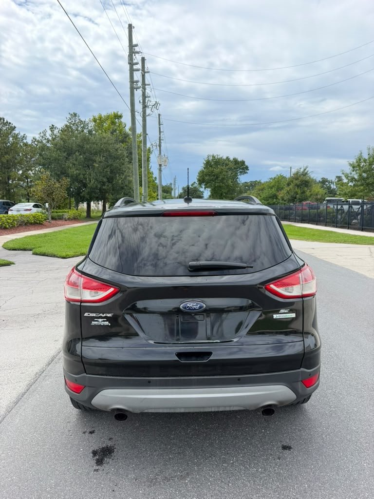 2014 Ford Escape - $7,995
