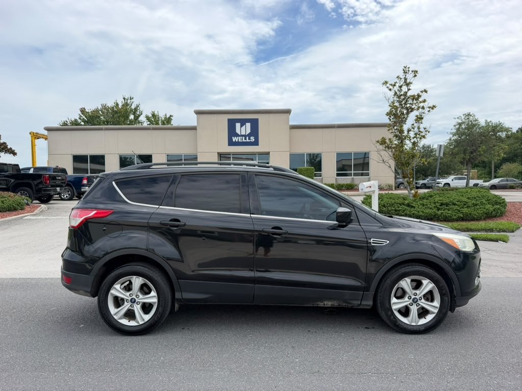 2014 Ford Escape - $7,995