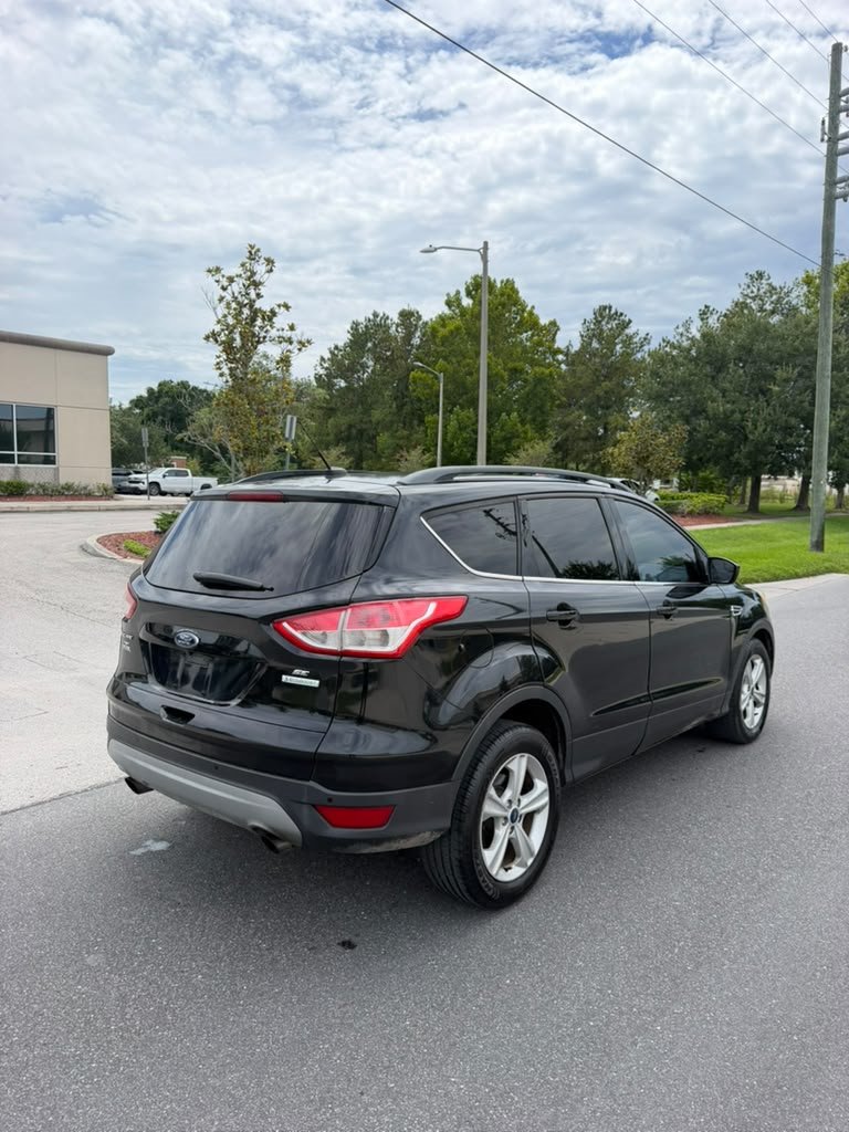 2014 Ford Escape - $7,995