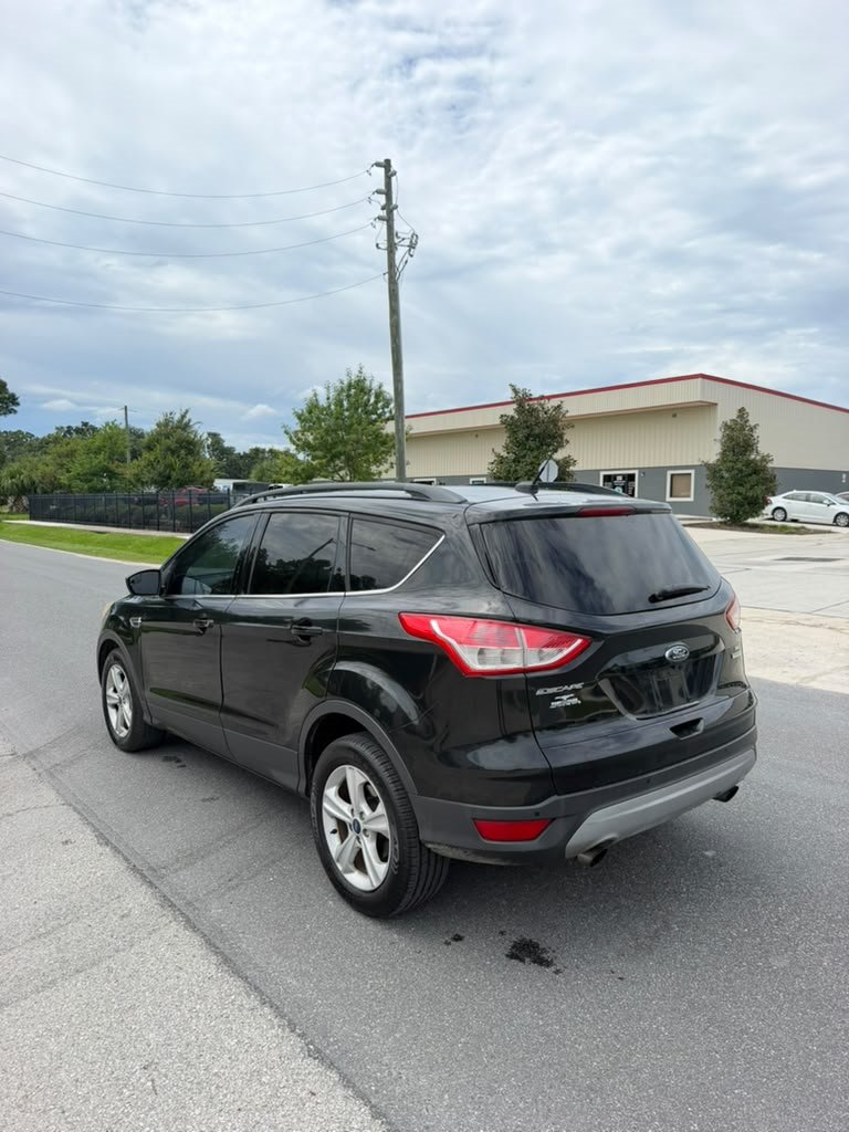 2014 Ford Escape - $7,995