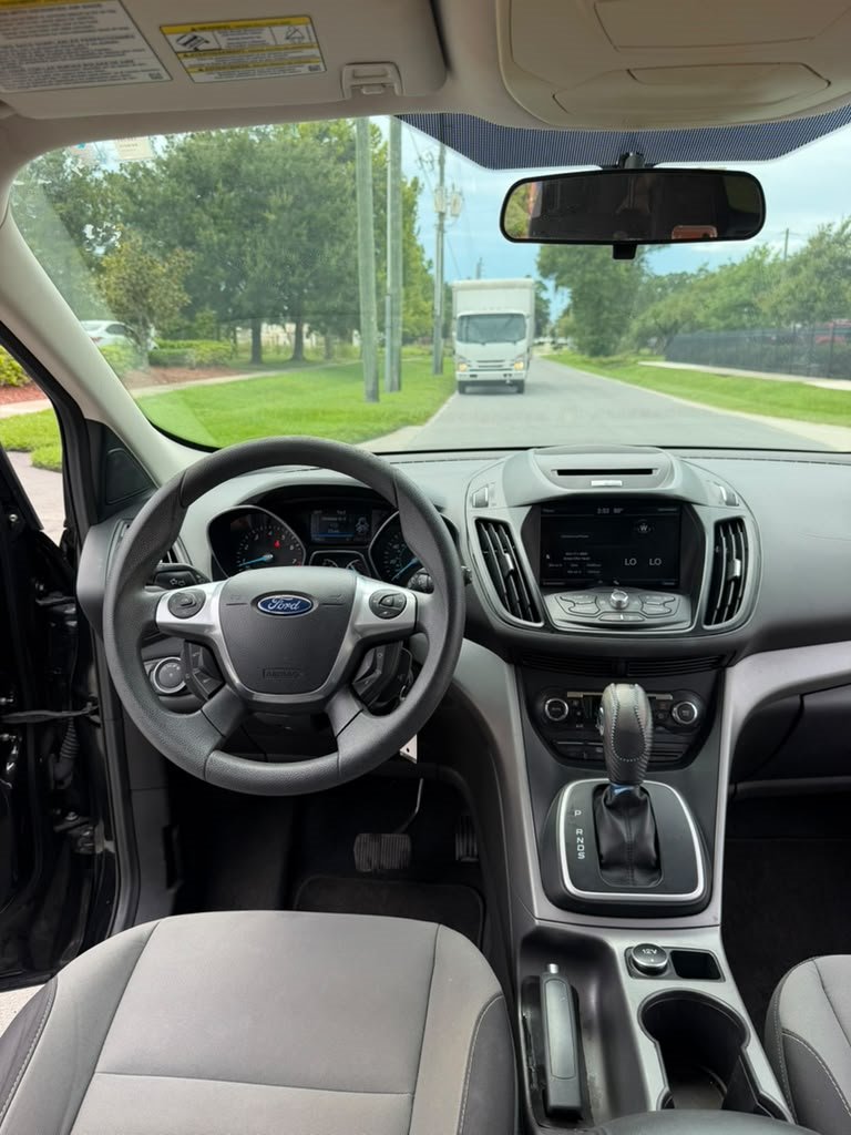 2014 Ford Escape - $7,995