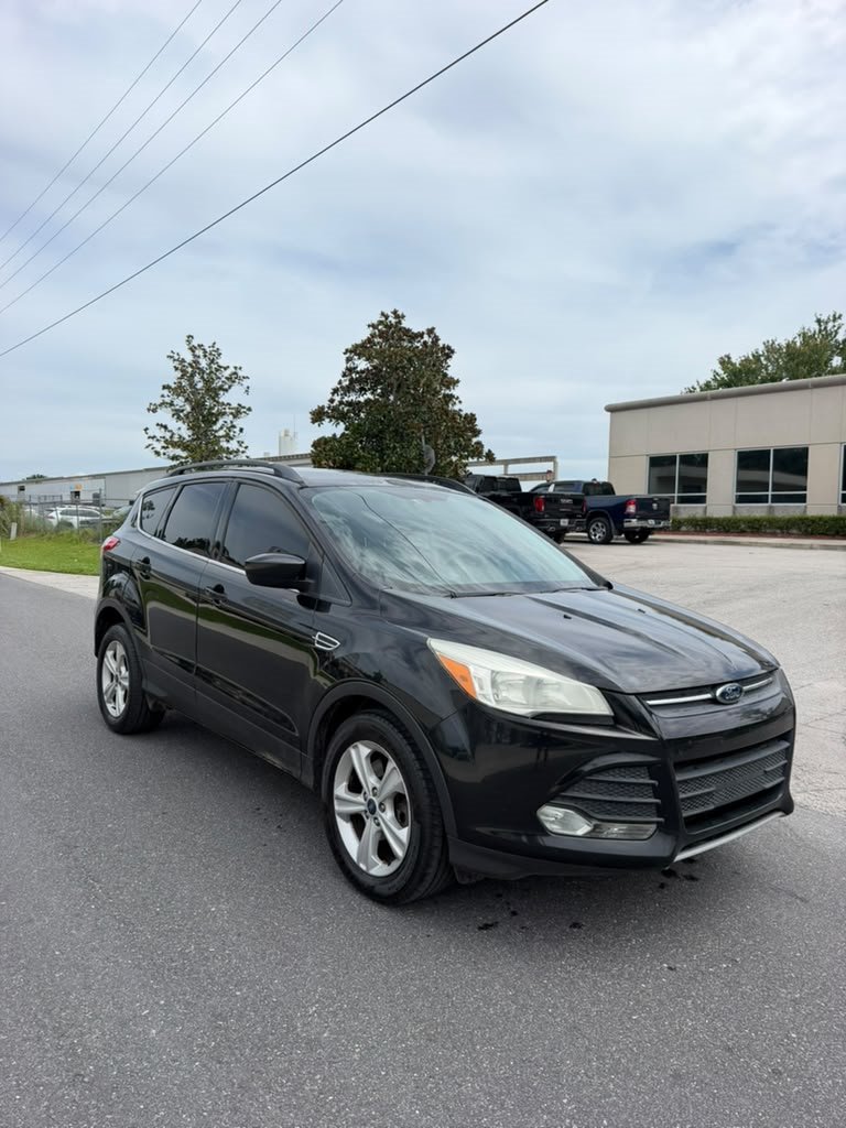 2014 Ford Escape - $7,995