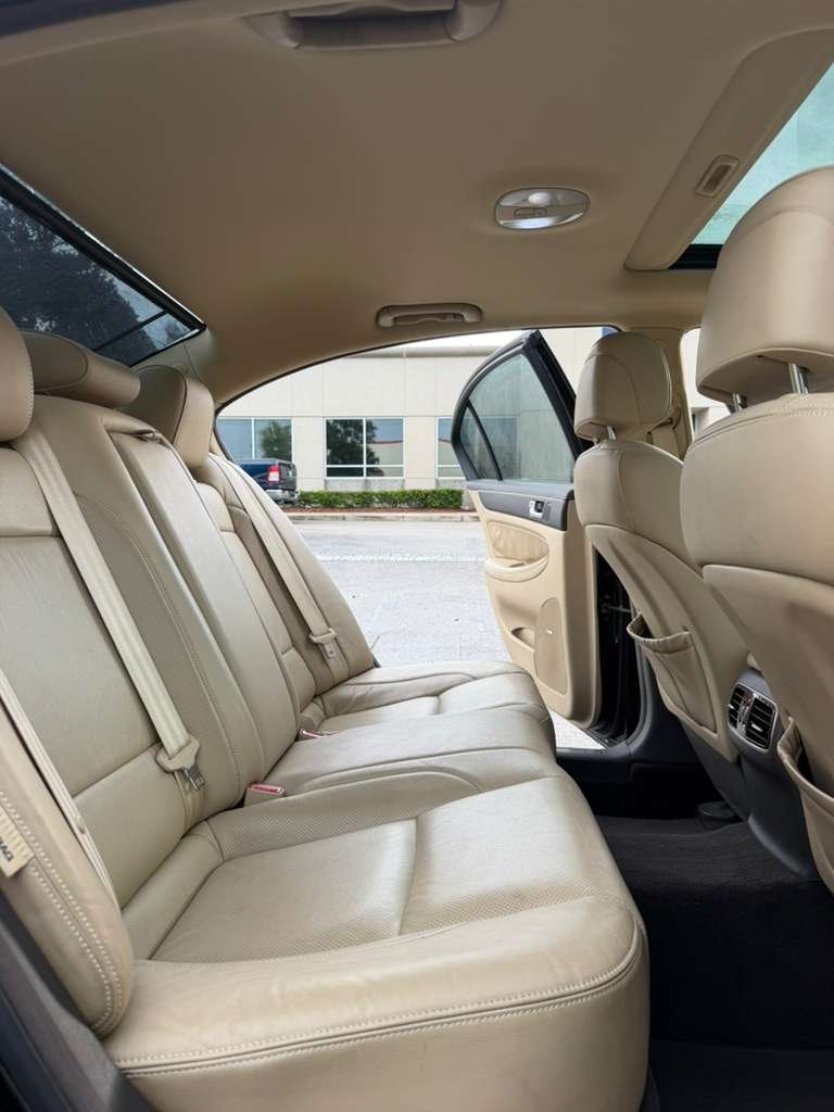 2012 Hyundai Genesis - $10,995