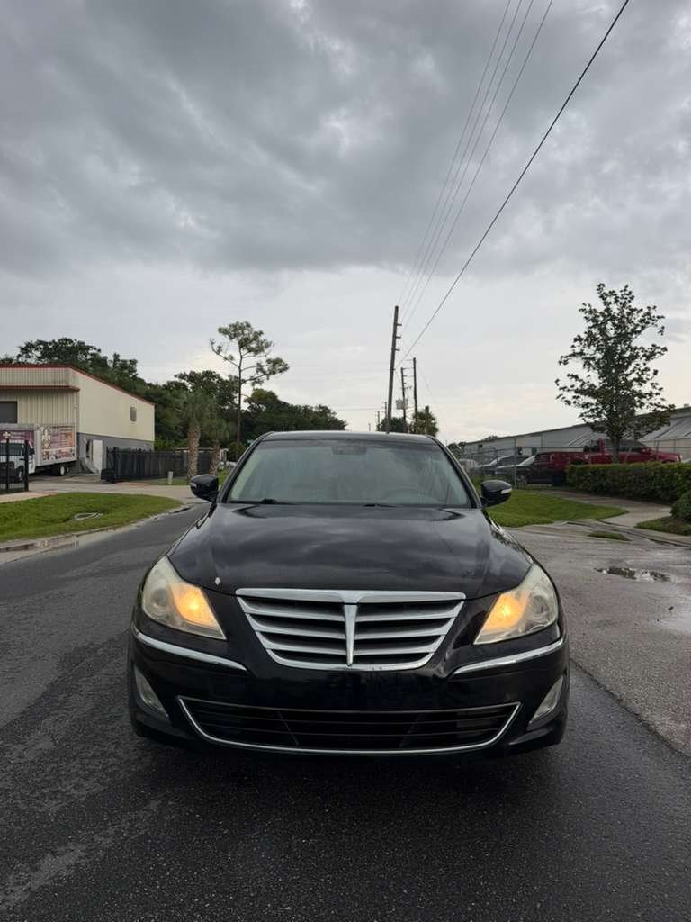 2012 Hyundai Genesis - $10,995