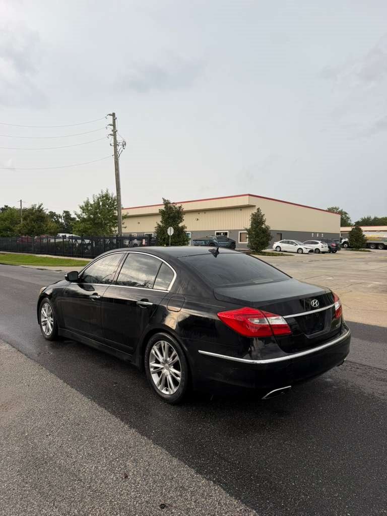 2012 Hyundai Genesis - $10,995