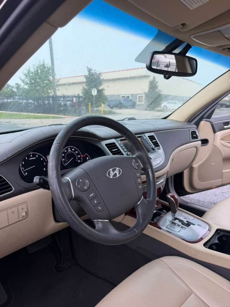 2012 Hyundai Genesis - $10,995