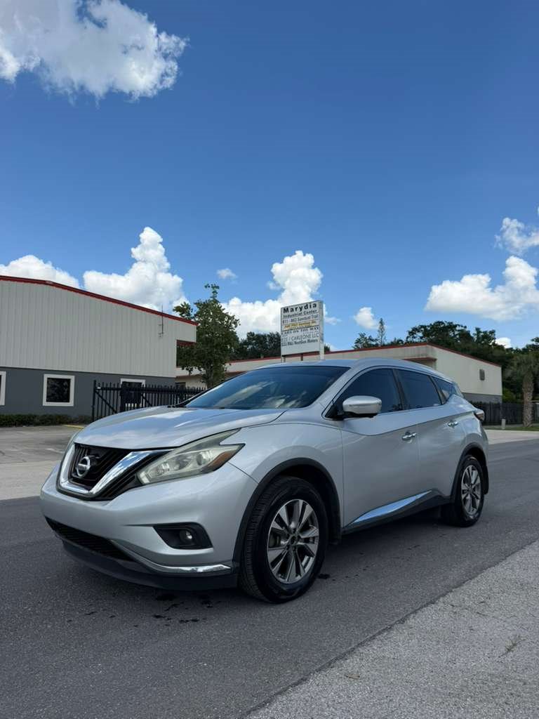 2015 Nissan Murano - $10,995