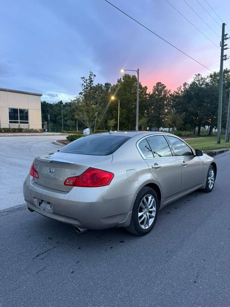 2009 INFINITI G - $10,995