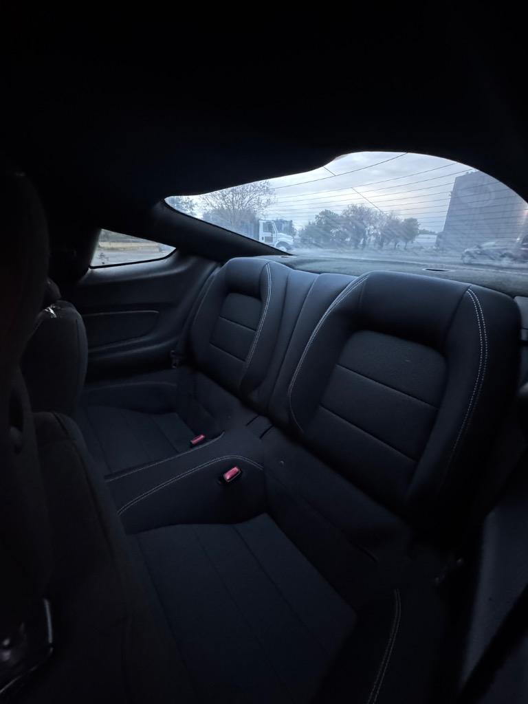 2016 Ford Mustang photo