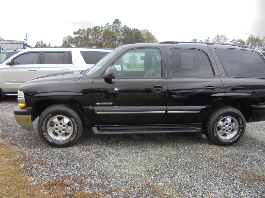 2003 Chevrolet Tahoe photo