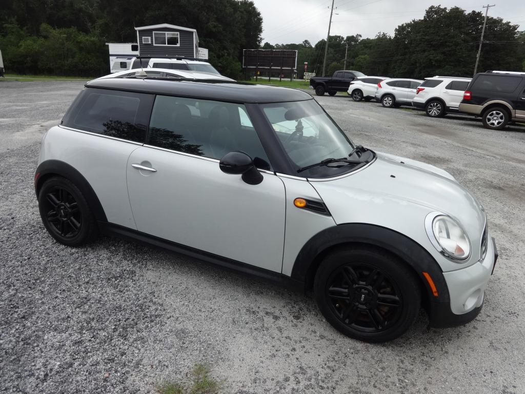 2012 MINI Cooper - $2,250