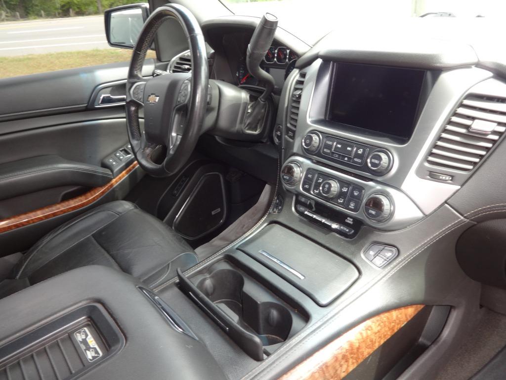 2018 Chevrolet Suburban - $20,900