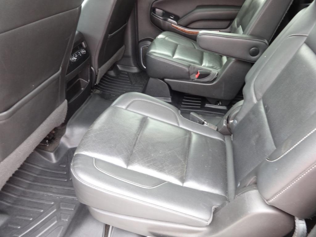 2018 Chevrolet Suburban - $20,900