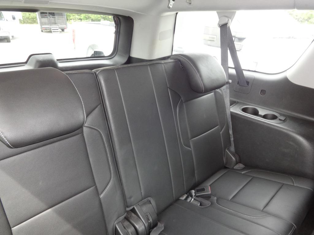 2018 Chevrolet Suburban - $20,900