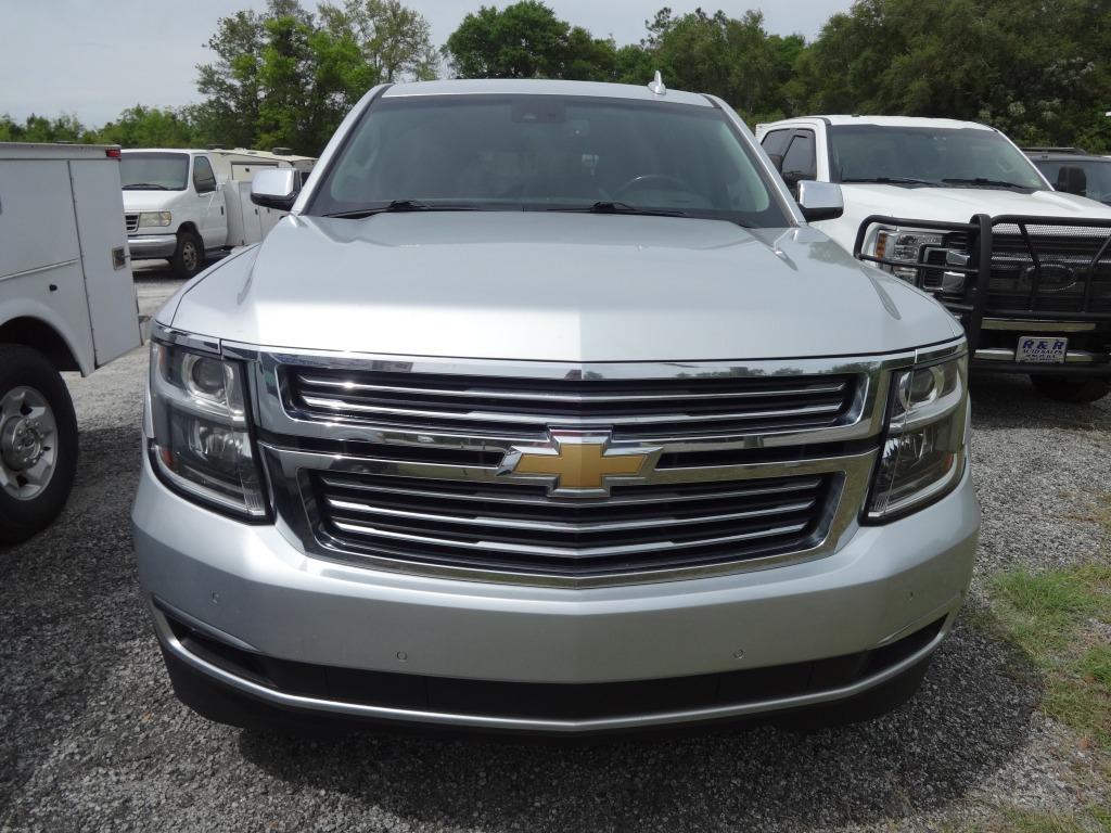 2018 Chevrolet Suburban - $20,900