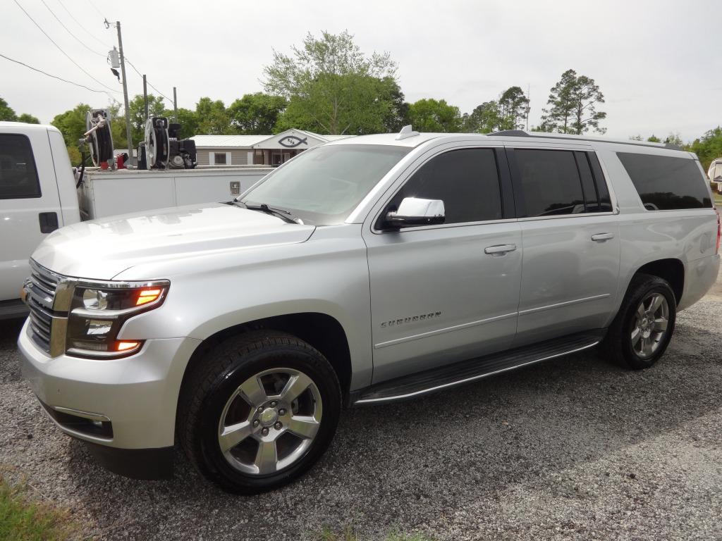 2018 Chevrolet Suburban - $20,900