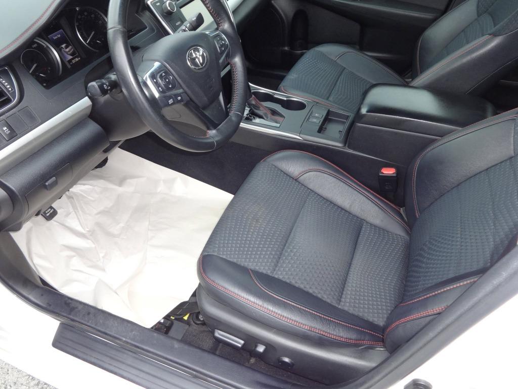 2015 Toyota Camry - $6,900