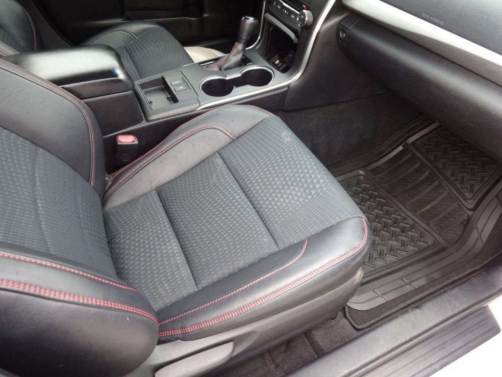 2015 Toyota Camry - $6,900