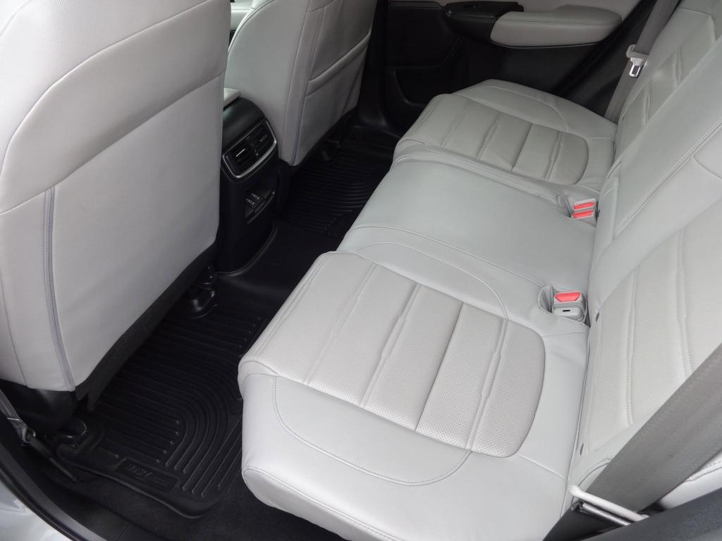 2017 Honda CR-V - $17,900