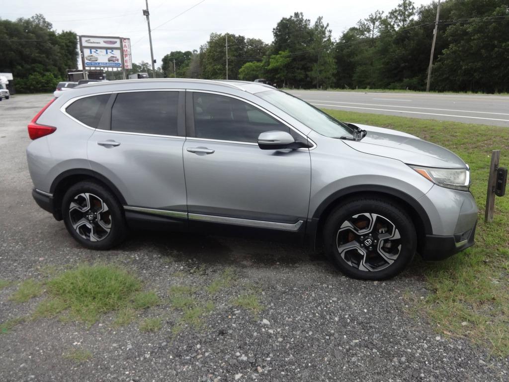 2017 Honda CR-V - $17,900