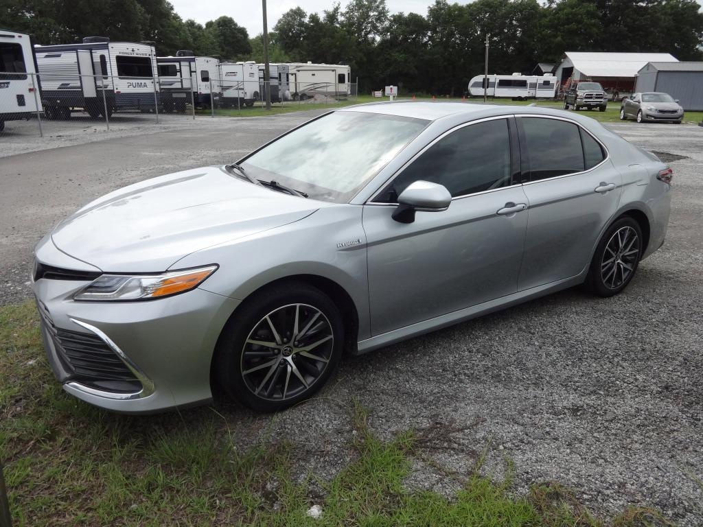 2021 Toyota Camry - $24,900