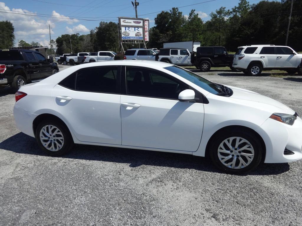 2019 Toyota Corolla - $13,900