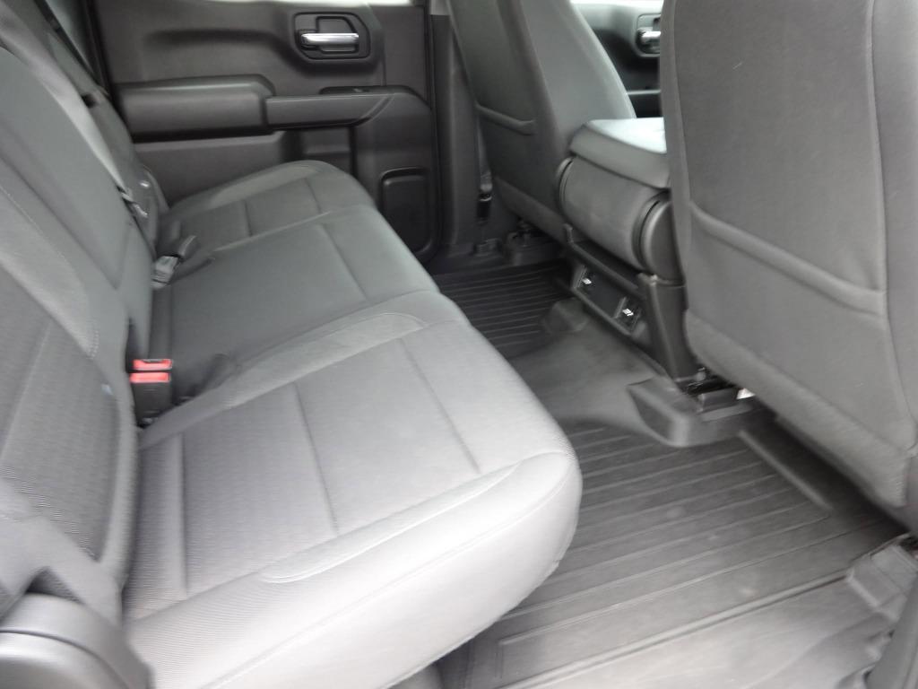 2023 Chevrolet Silverado - $36,900