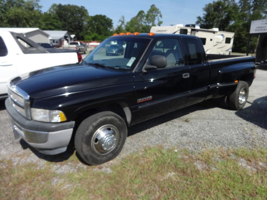 1999 Dodge Ram 3500 - $14,900