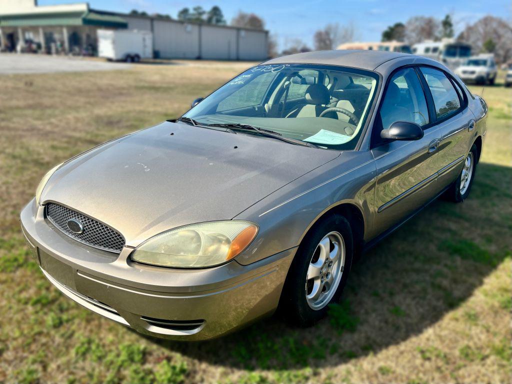 2005 Ford Taurus - $2,250