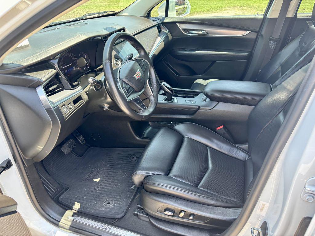 2017 Cadillac XT5 - $12,500